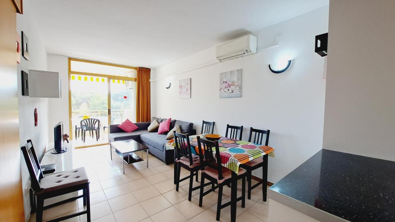 Apartamentos La Masia 002 Salou Esterno foto